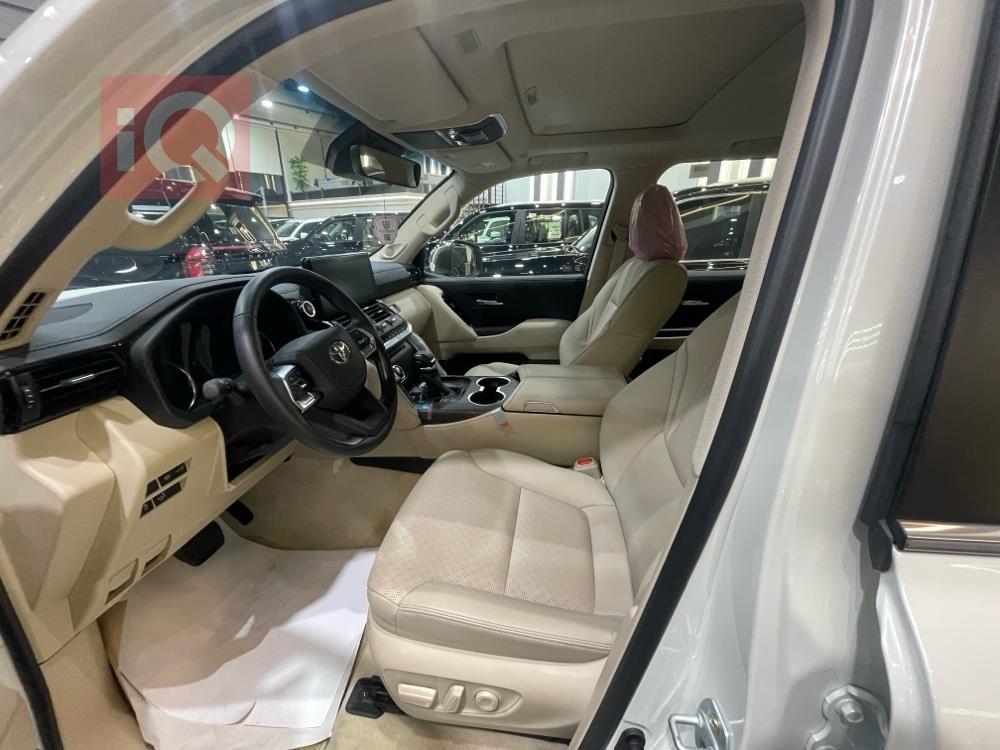 تويوتا لاندكروزر